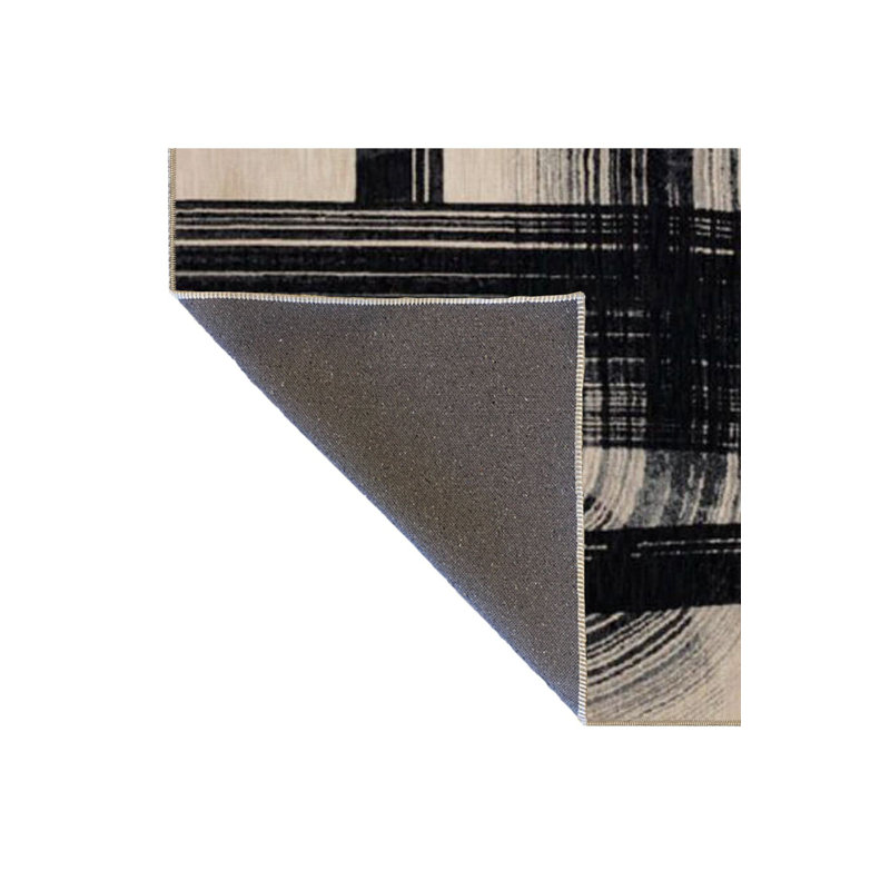 Tapis noir à motifs géométriques multicolores, Sous-tapis rectangulaire 2 pi 6 po x 4 pi 11 po