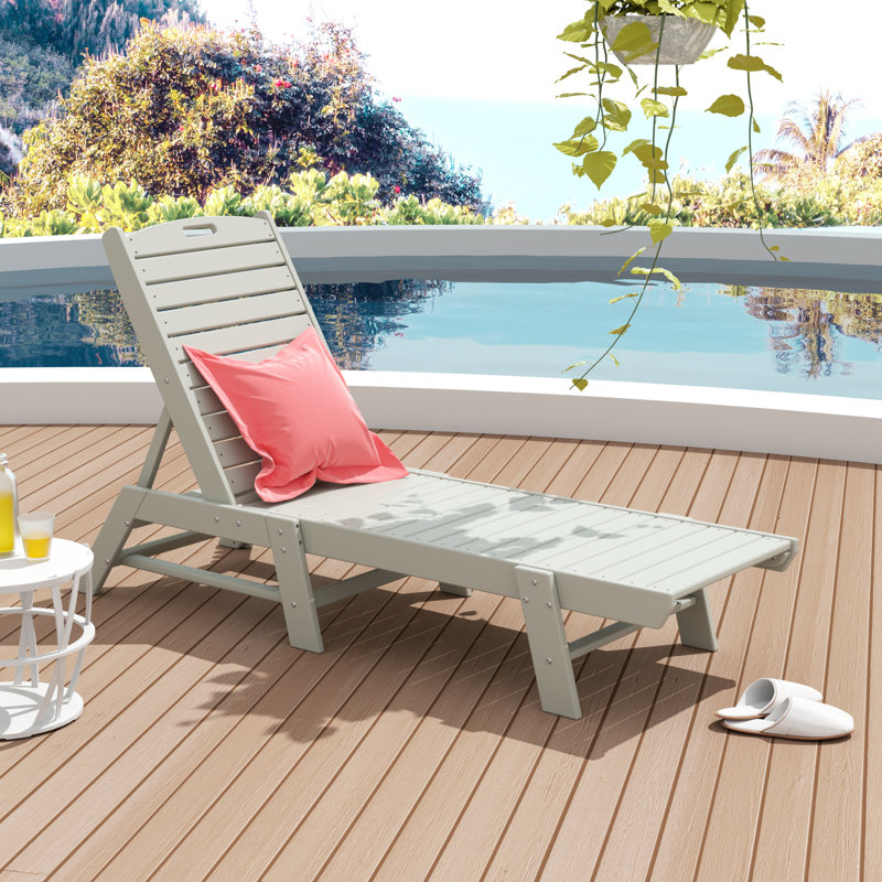Chaise longue d'extérieur en PEHD Laguna, Gris clair