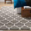 Tapis gris / ivoire à motif géométrique Abdirizak-1951596296