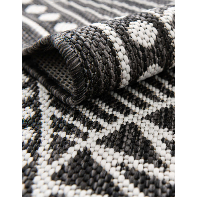 Unique Loom Black/White Indoor/Outdoor Rug | Wayfair