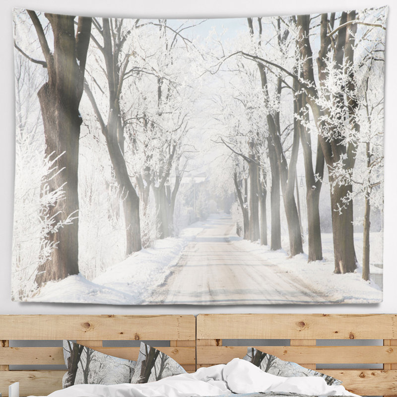 Tapisserie «Forest Winter Lane» en campagne, H 32 po x l 39 po