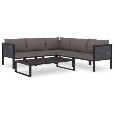 Duell 6 Piece Sectional with Cushions