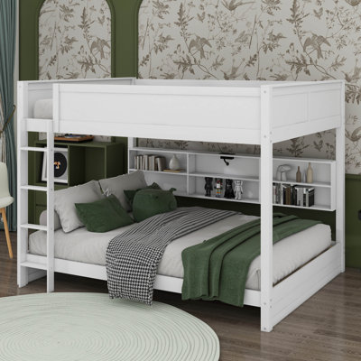 Lit superposé grand sur grand avec armoires de rangement et ports USB