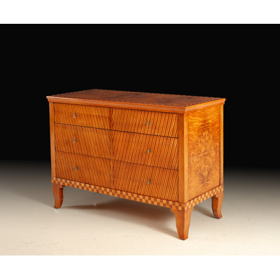 Bachelor's Chest