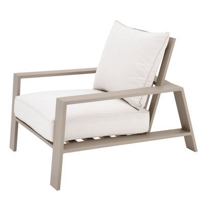 Belle Vue Outdoor Lounge Chair