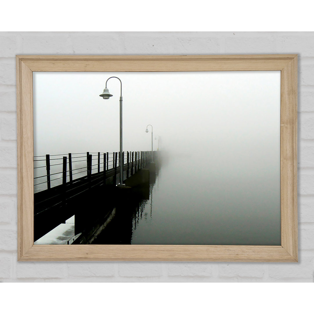 Misty Ocean Pier Gerahmter Druck