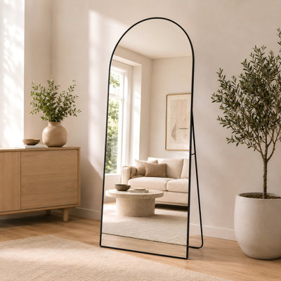 Miroir surdimensionné en métal arqué de 75 po x 34 po
