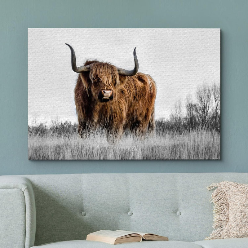 «Duotone Highland Cow Mountain Nature Animals», impression sur toile encadrée, H 24 po x l 36 po x P 1,5 po, Toile tendue