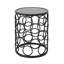 Table d'appoint charmante avec attrait polyvalent et savoir-faire exquis