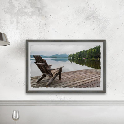 " Lone Chair "