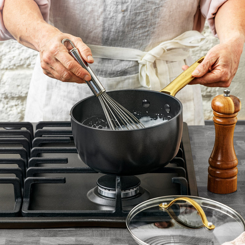 Black and Gold 10-Piece Nonstick Aluminum Cookware Set