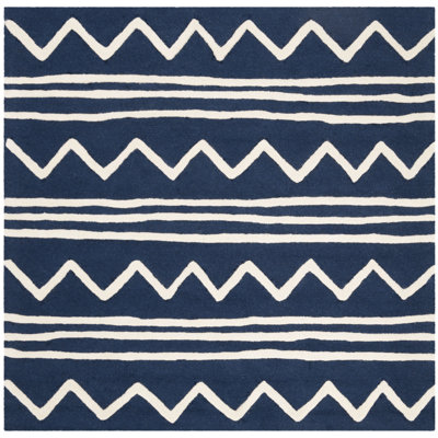 Krystyna Chevron Handmade Tufted Wool Navy/Ivory Area Rug