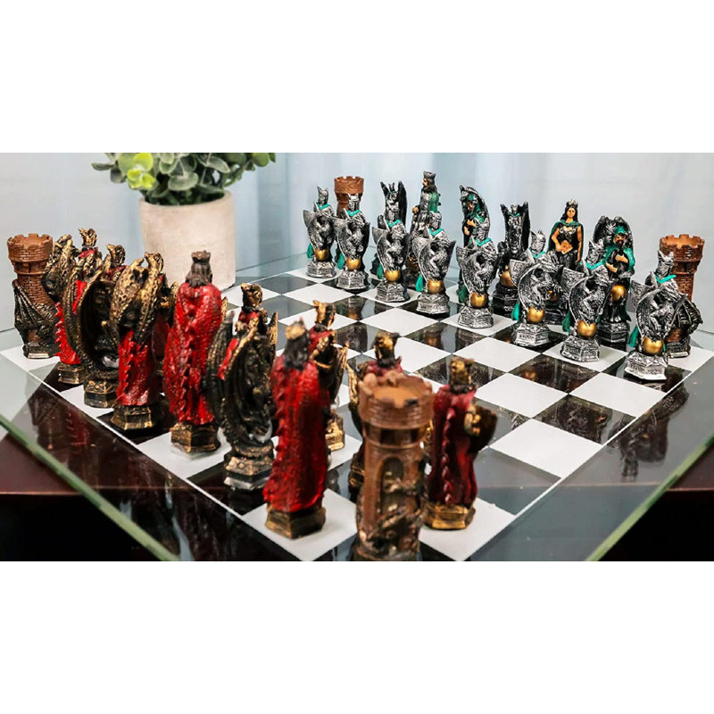 Figurines & Sculptures