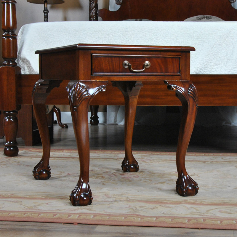 Table de bout en bois massif avec rangement Conneaut