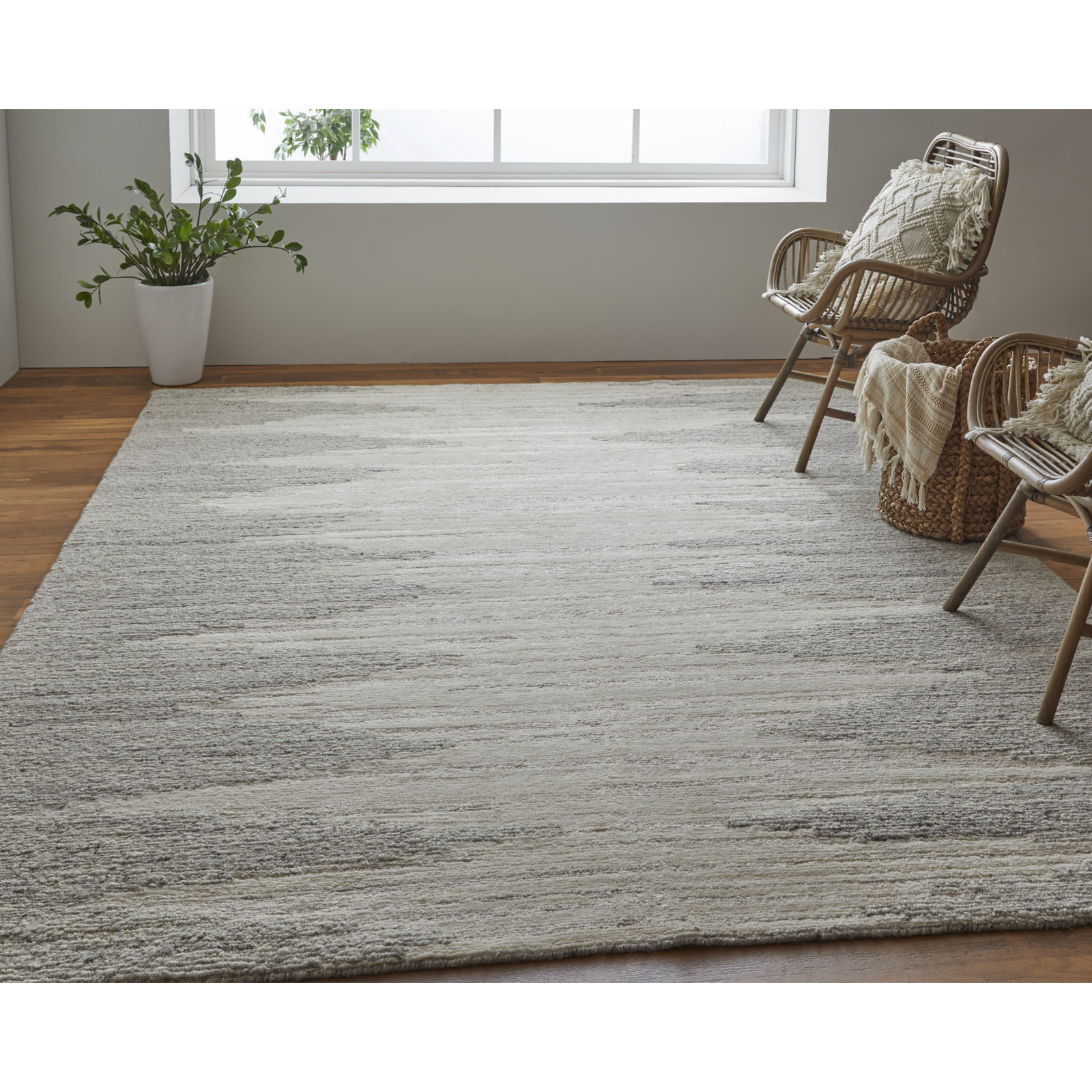 Hand-Woven Abstract Wool Rug, Rectangle 3'6" x 5'6"