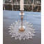 Napperon argenté sur fond argenté-537405498