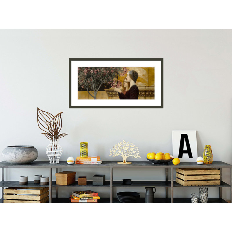 «Two Girls with Oleander» par Gustav Klimt, impression giclée encadrée, H 21,94 po x l 41,5 po