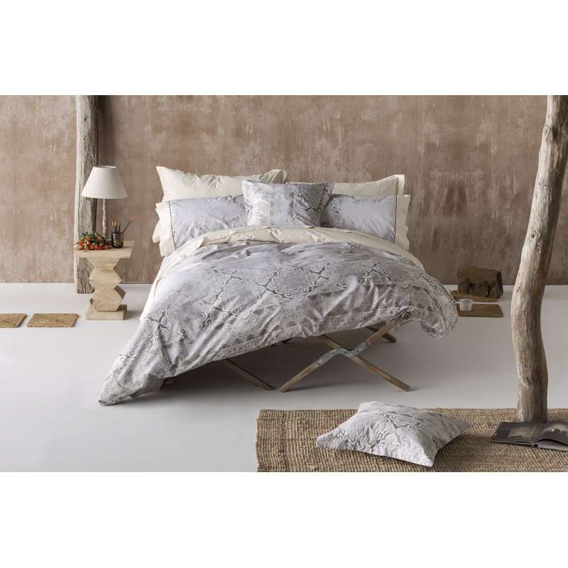 Carmon Damask Duvet Cover, Cream, Kingsize Duvet Cover