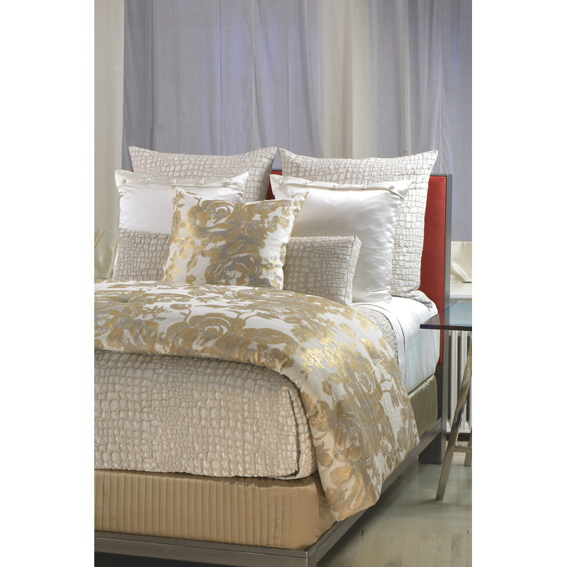 Croc Lumbar Pillow Cover & Insert