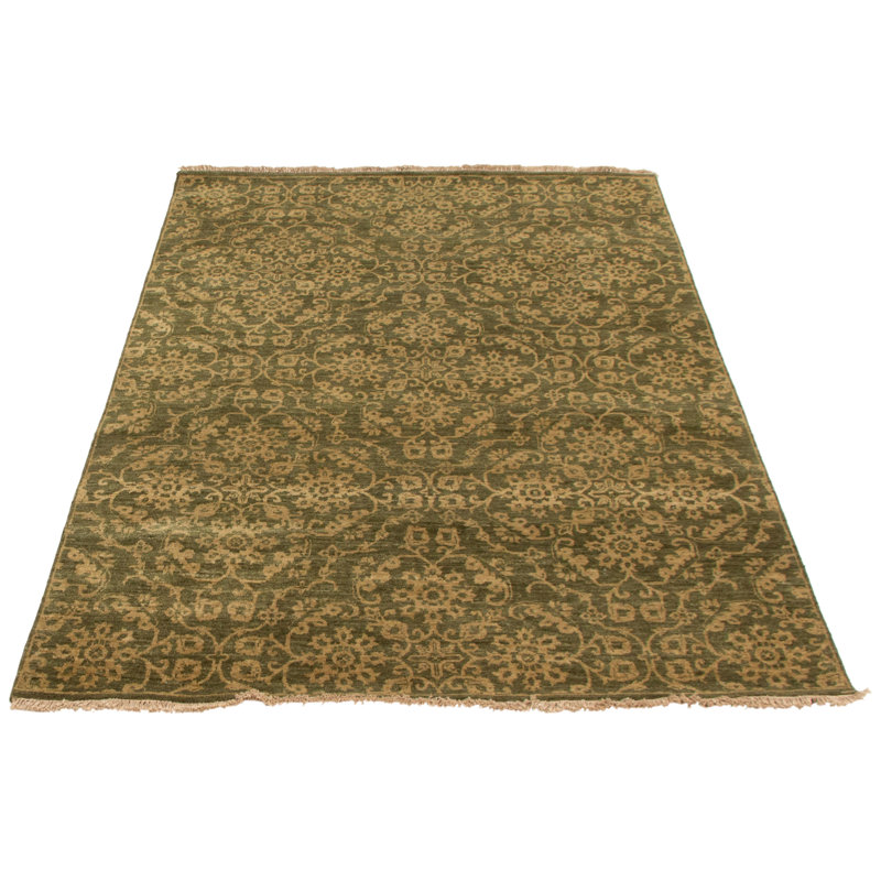 Tapis vert Heritage 5 pi 7 po x 8 pi 0 po