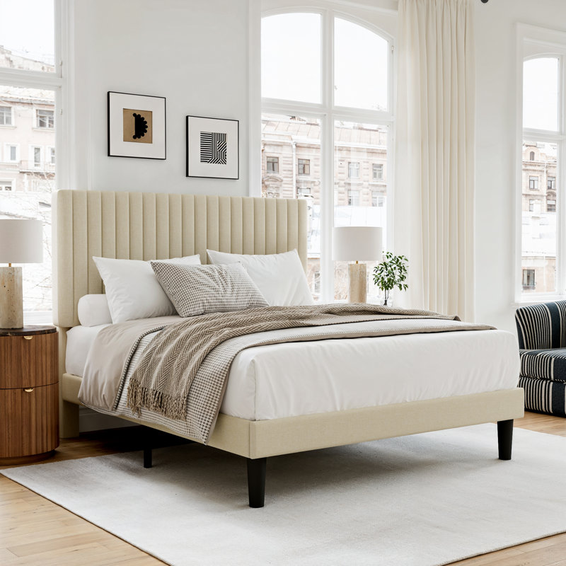 Grand lit plateforme tapissier avec tête de lit réglable et lattes en bois, Beige, Grand lit