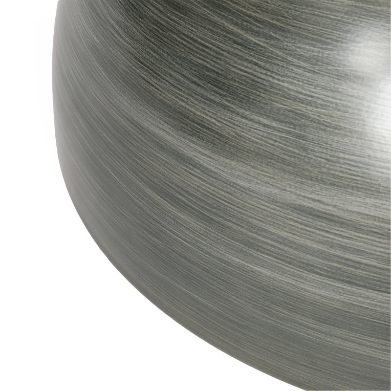 Table basse en métal martelé, Argent antique