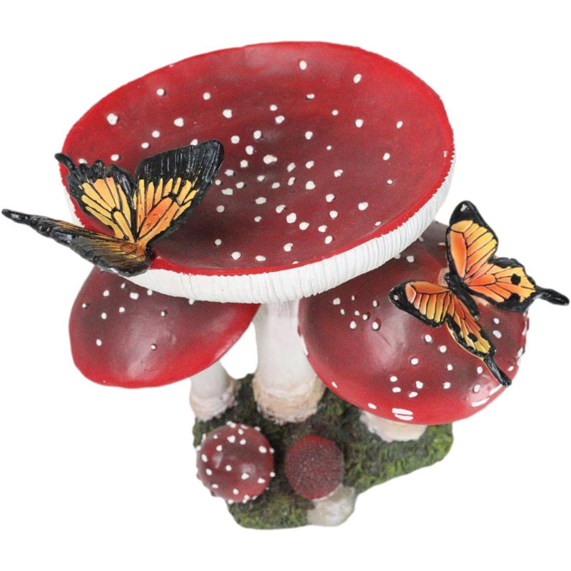 Figurine champignon enchanté en forme de champignon avec papillons monarques