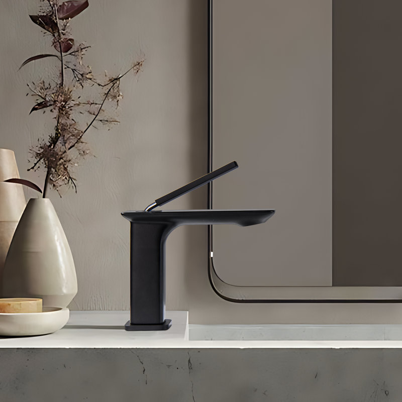 Single-Hole Single-handle Bathroom Faucet, Matte Black