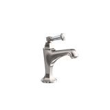 Metropole Single Hole Bathroom Faucet with Drain Assembly