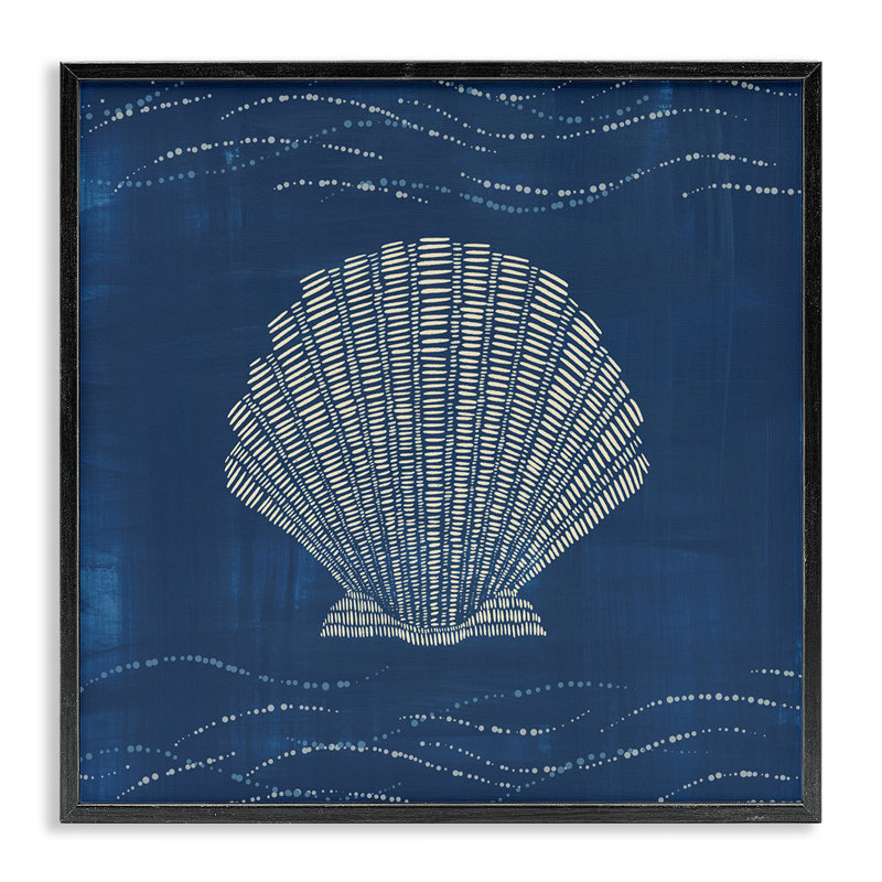 «Clam Shell» sur giclée bleue encadrée par Jetty Home, LLC, Giclée encadrée noir minuit, H 17 po x l 17 po