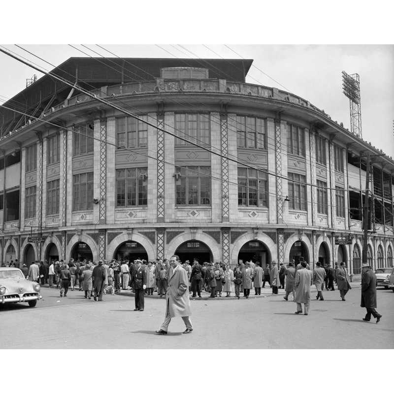 Forbes Field, H 19 po x l 24 po