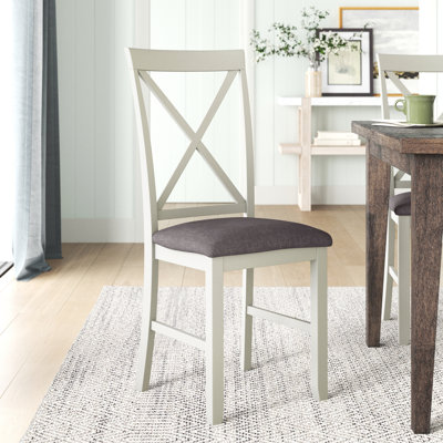 Chaise d'appoint rembourrée en bois massif Atiqa