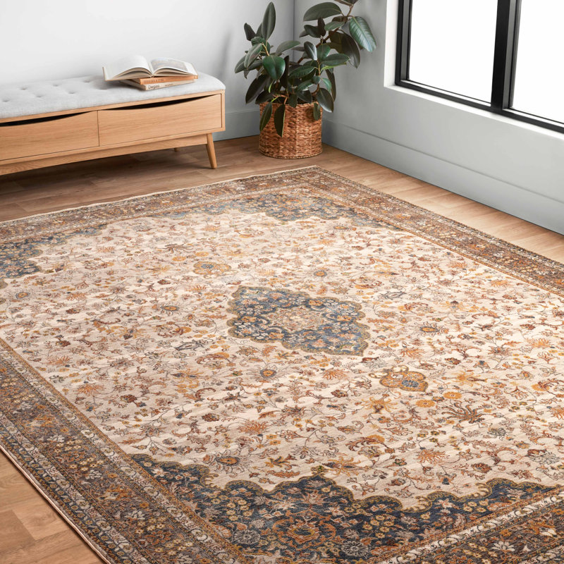 Varena Oriental Indoor Rug, Rectangle 7'10" x 10'