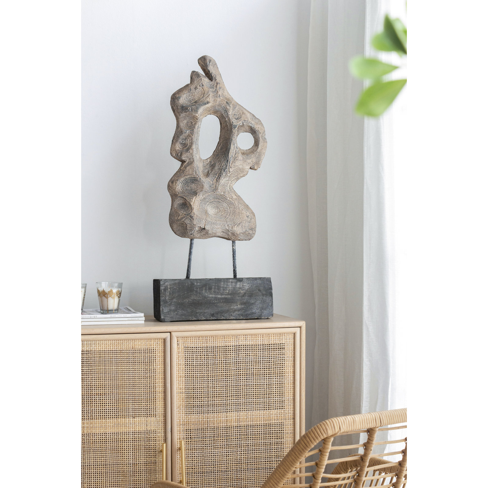 Inali Sculpture
