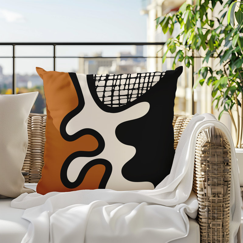 Oreiller carré réversible intérieur / extérieur Vido, H 17 po x l 17 po, Orange brûlé / noir / blanc cassé abstrait
