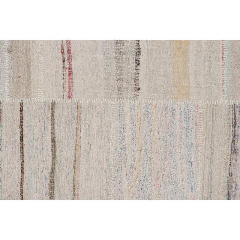 Hand Woven Wool Area Rug, Round 8'