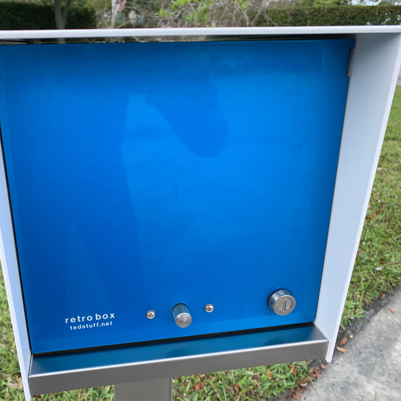 Serrure optionnelle retrobox