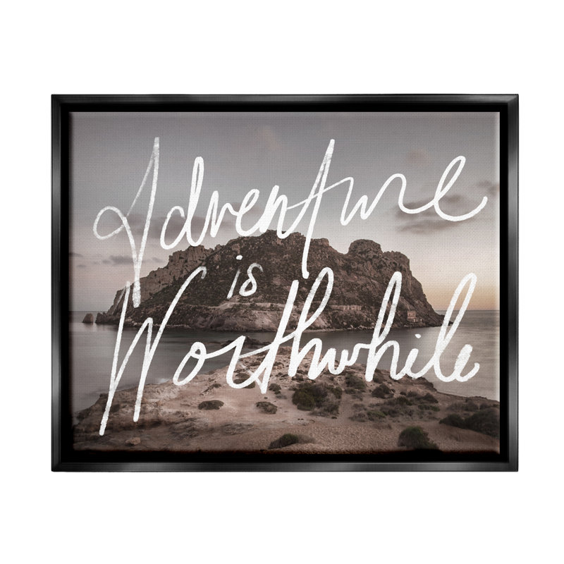 «Adventure Is Worth Time Nature» par Lil 'Rue, Cadre flottant noir de jais, H 17 po x l 21 po x P 1,7 po