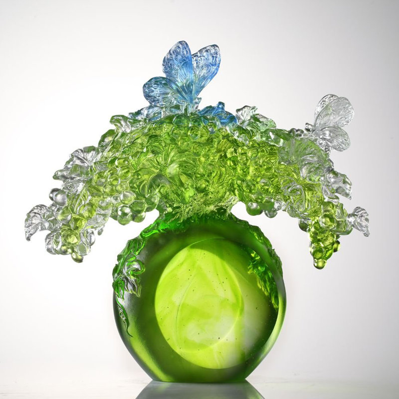 Sculpture en cristal, raisin et papillon LIULI | Tout est beau
