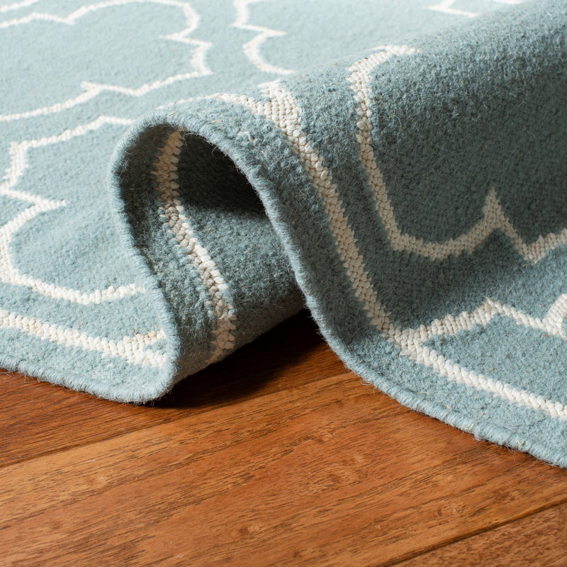 Rodgers Hand Woven Flat Weave Banana Silk/Wool/Cotton Geometric Rug in Blue, Rectangle 5' x 8'