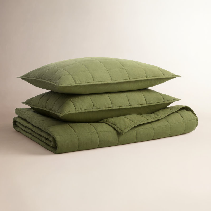 Ester Quilt Set, Queen Quilt + 2 Queen Shams, Loden Green