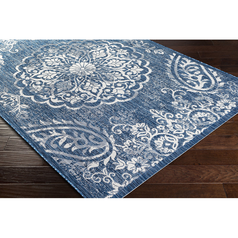 Oriental Indoor / Outdoor Rug, 2'7" x 12'