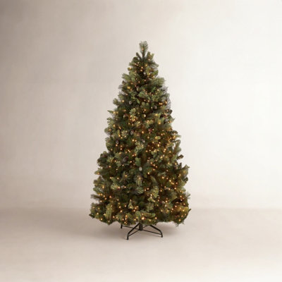 Carolina Pine Tree with Clear Lights