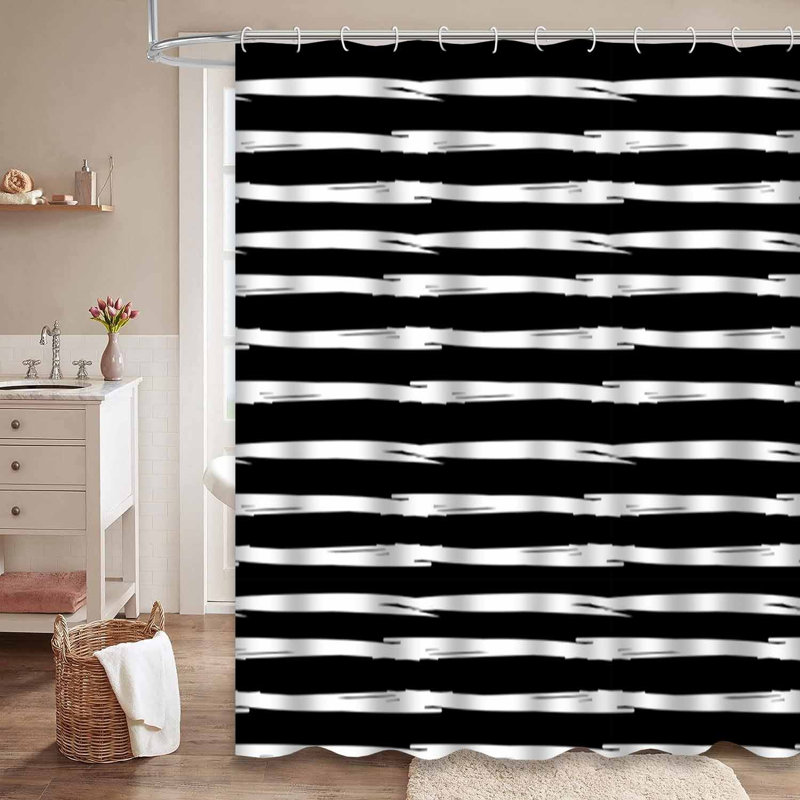Rideau de douche à rayures noires avec 12 crochets, L 72 po x l 78 po