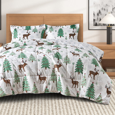 Christmas Down Alternative Comforter and Sham Set