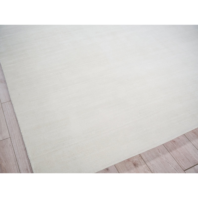 Martelli Modern Handmade Silky Nylon, White Area Rug, Rectangle 4' x 5'