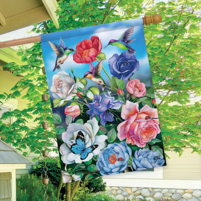 Drapeau maison colibri et roses