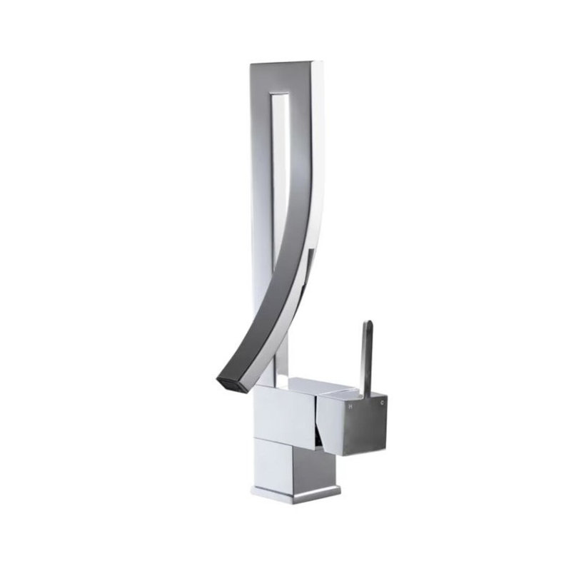Lavabo de salle de bain mural rectangulaire en céramique blanche avec robinet