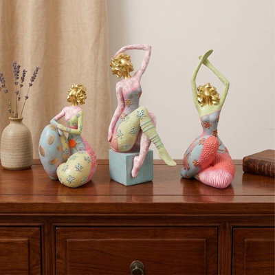 Ensemble de 3 figurines décoratives abstraites multicolores en résine représentant une femme