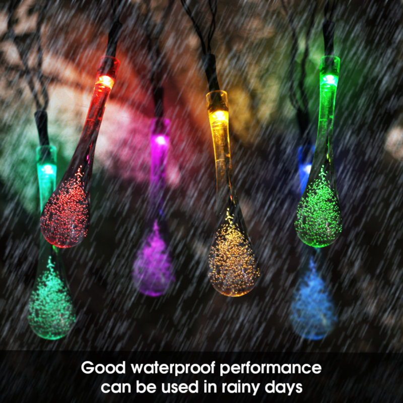 Guirlande lumineuse à DEL 30 lumières Elai pour l'extérieur, Multicolore
